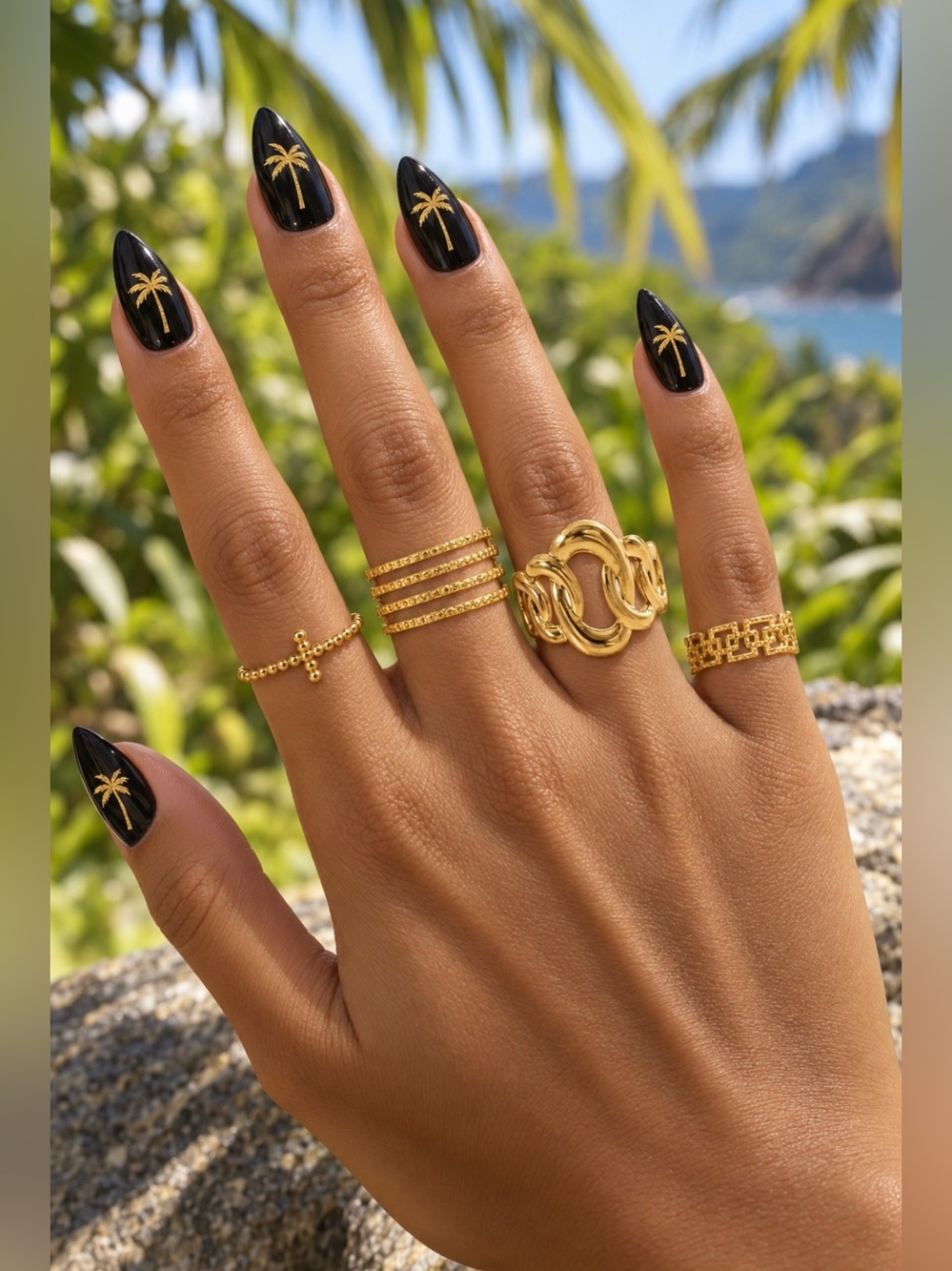🌺𝑮𝒐𝒍𝒅𝒆𝒏 𝑸𝒖𝒊𝒆𝒕 𝑳𝒖𝒙𝒖𝒓𝒚 𝑹𝒊𝒏𝒈🌺 - Picture 3 of 5